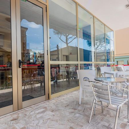 Hotel Serafini ريميني المظهر الخارجي الصورة