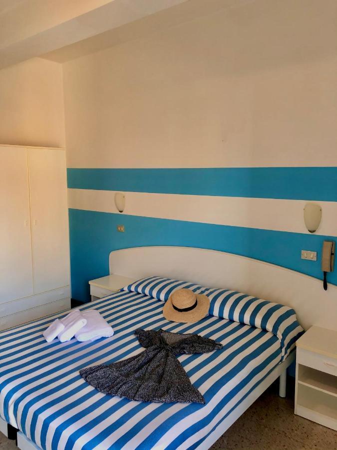 Hotel Serafini ريميني المظهر الخارجي الصورة