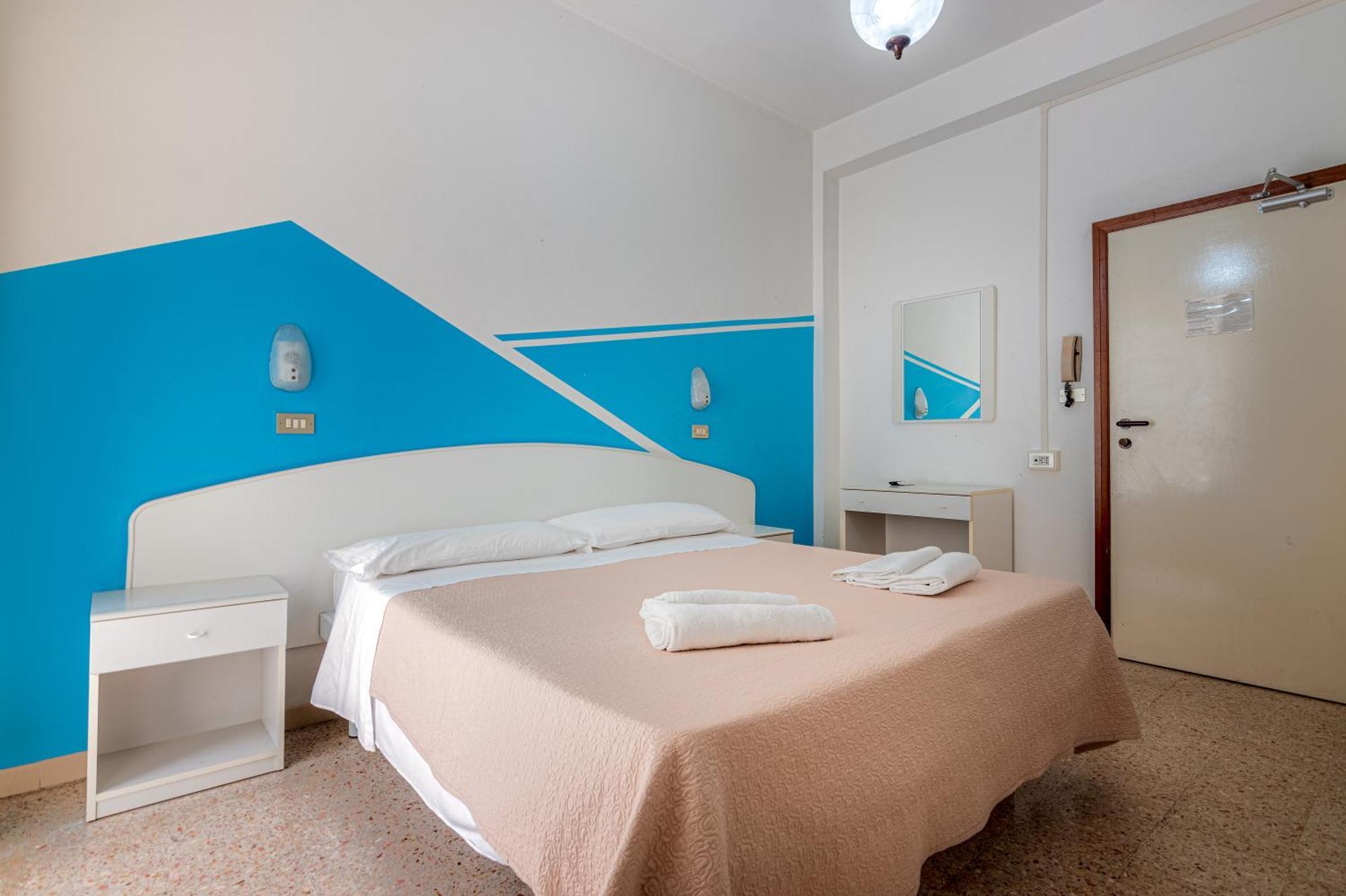 Hotel Serafini ريميني المظهر الخارجي الصورة