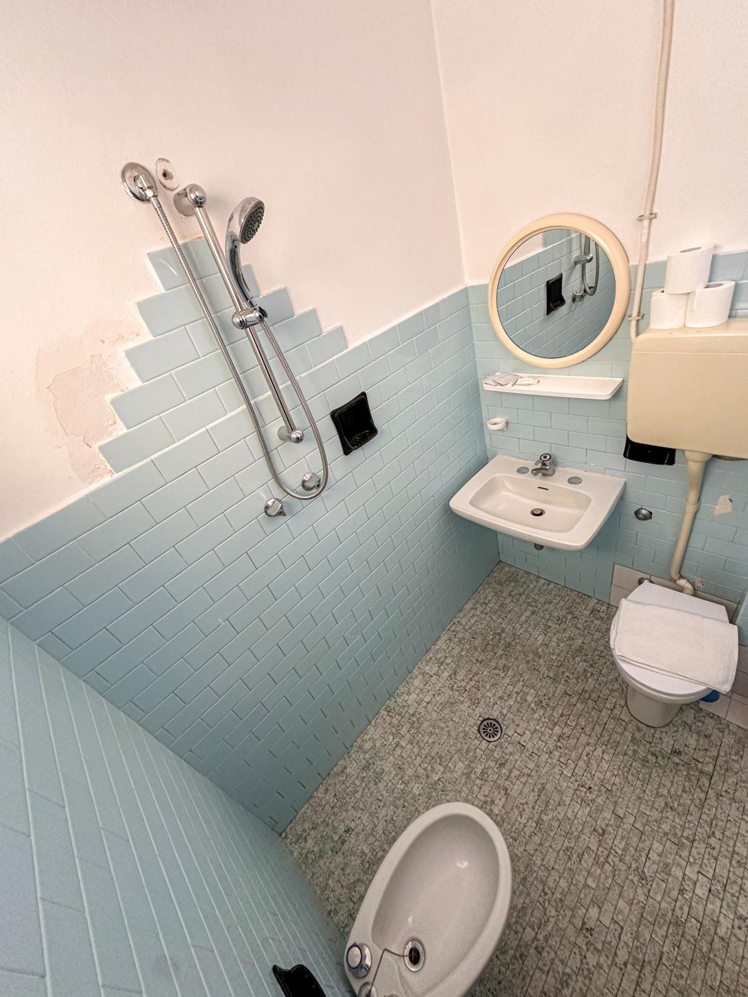 Hotel Serafini ريميني المظهر الخارجي الصورة