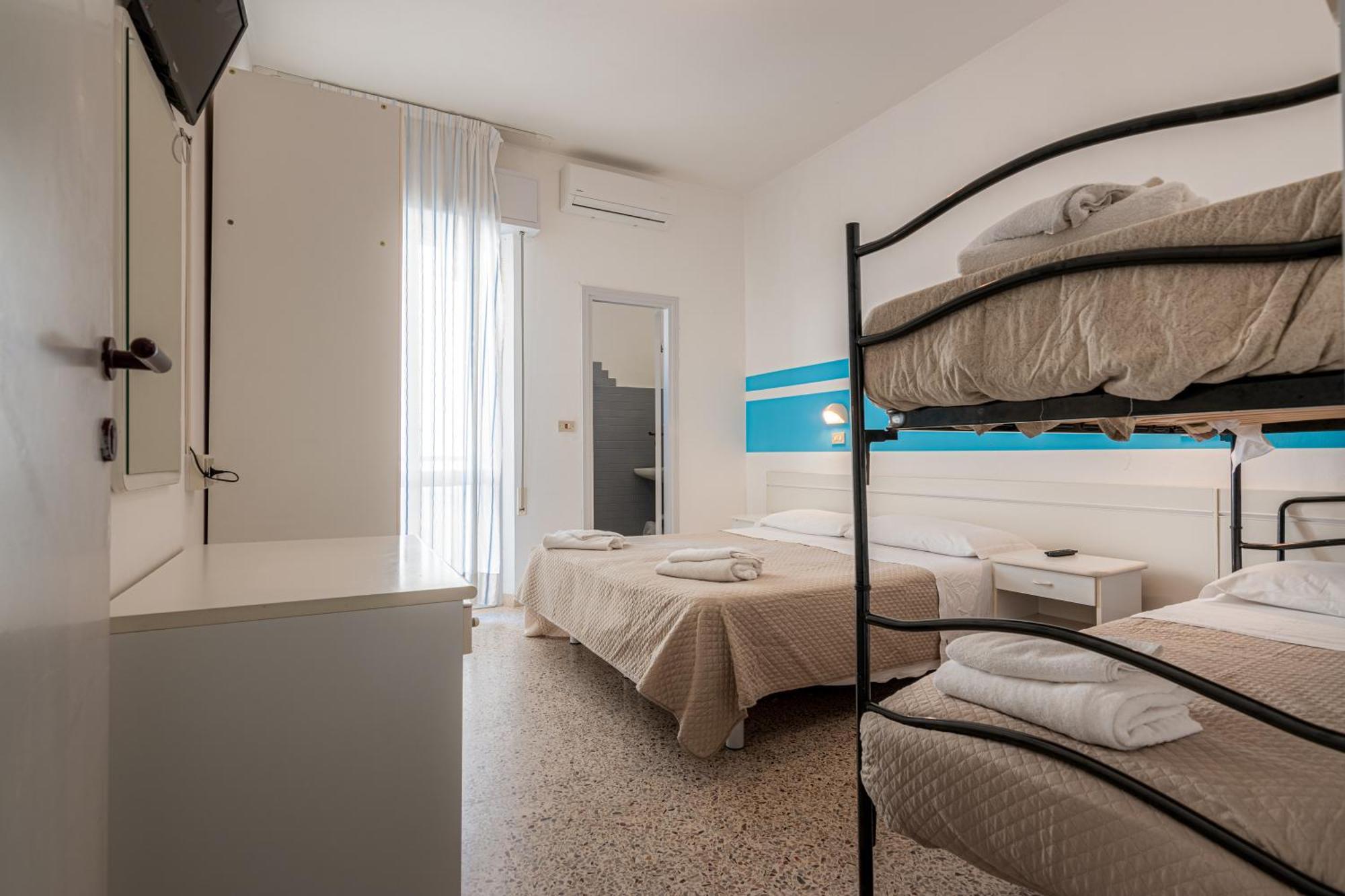 Hotel Serafini ريميني المظهر الخارجي الصورة