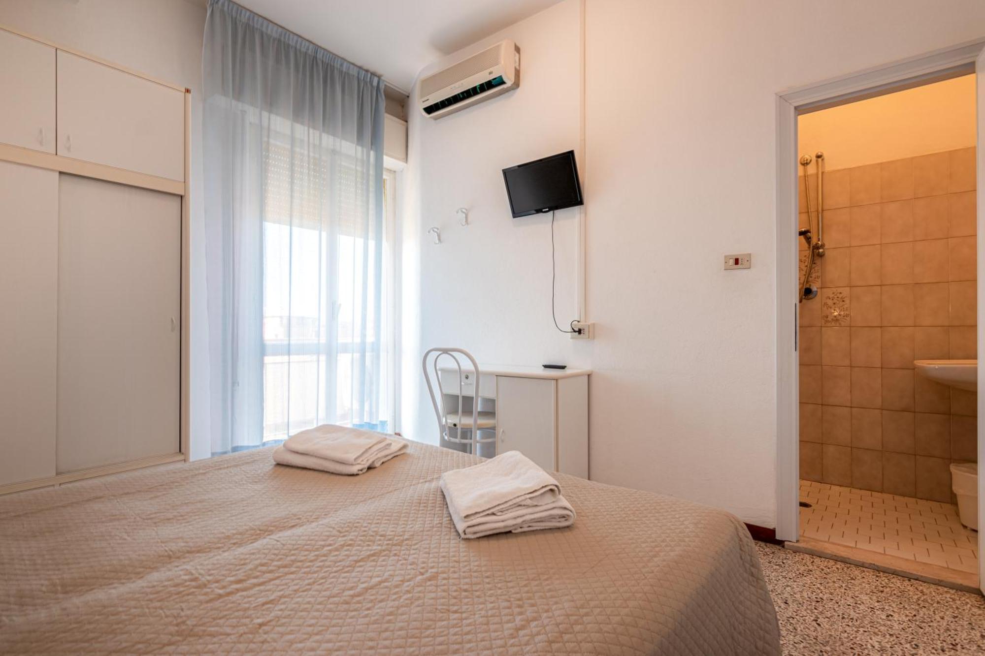 Hotel Serafini ريميني المظهر الخارجي الصورة